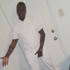 Meet your Posher, Derrick