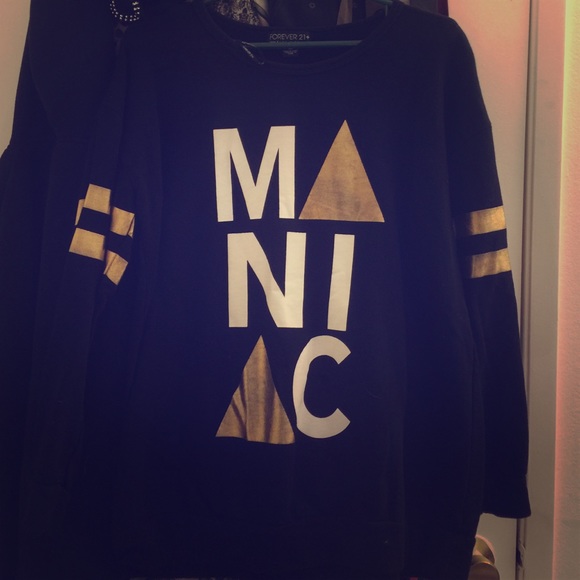 Graphic Detailed Sweatshirt