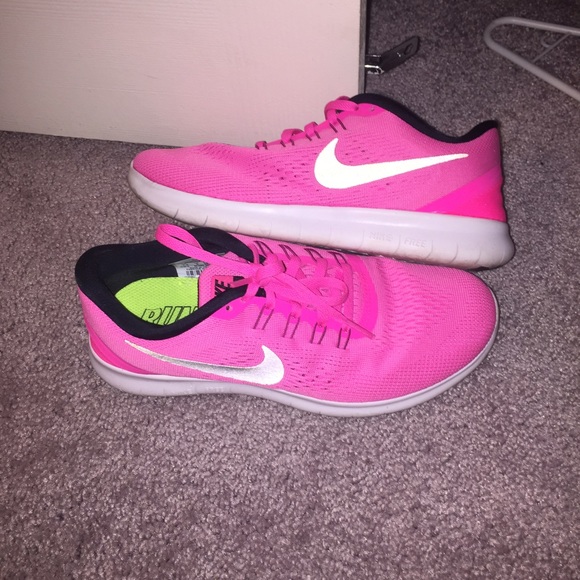 Nike Shoes - Pink Nike Shoes