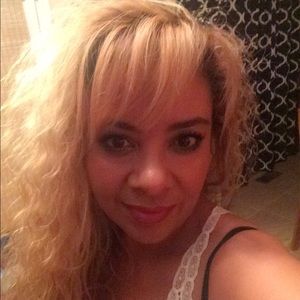 Meet your Posher, Marcela