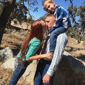 Meet your Posher, Cory