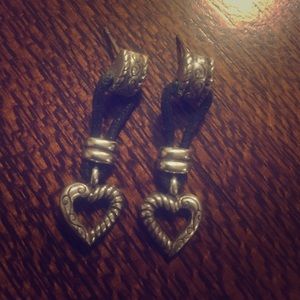 Brighton dangle heart earrings ❤️