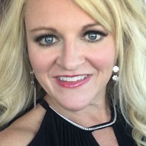 Meet your Posher, Tonya