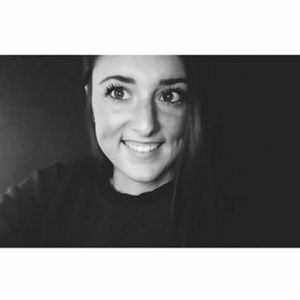 Meet your Posher, Makayla