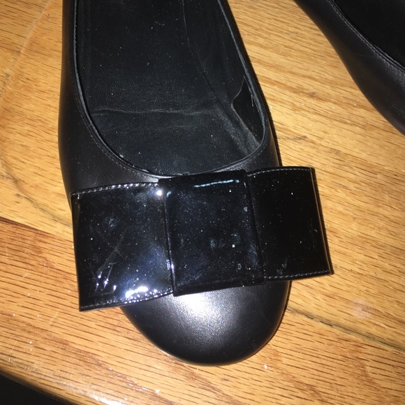 Louis Vuitton black flats - Picture 2 of 4