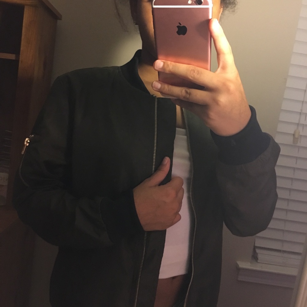 bomber jacket - Picture 3 of 4