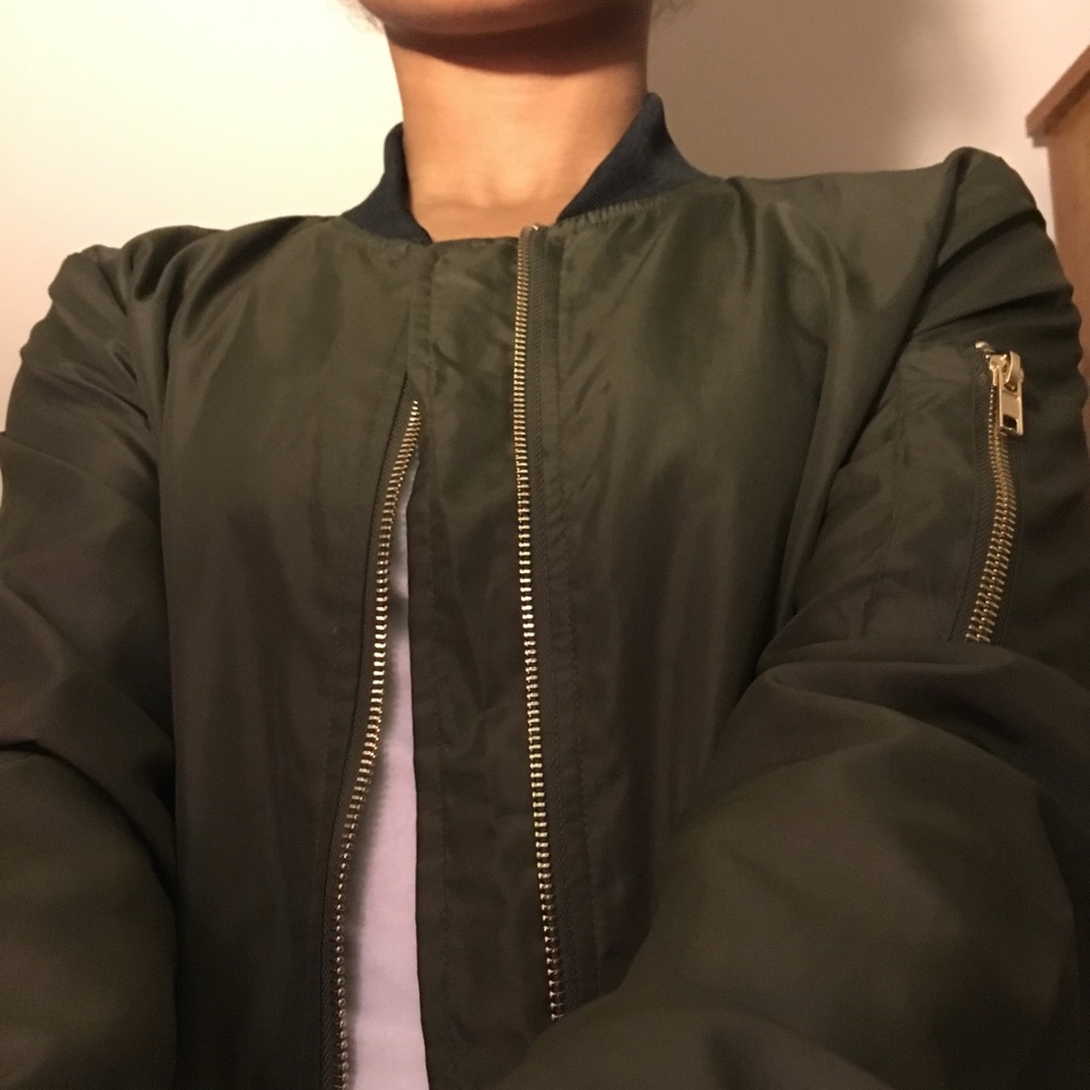 bomber jacket - Picture 2 of 4