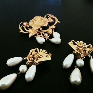 Avon Royal Crest Faux Pearl Brooch and Earrings