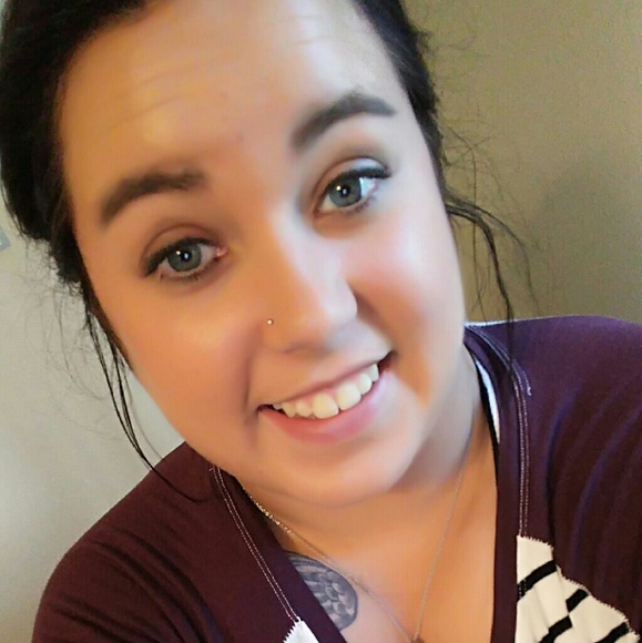 Meet your Posher, Anastasia - Picture 1 of 1