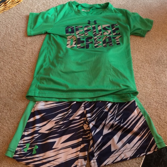 Boys Under Armor Short Set