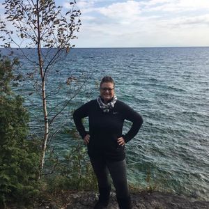 Meet your Posher, Angela