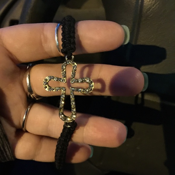 Side ways cross bracelet