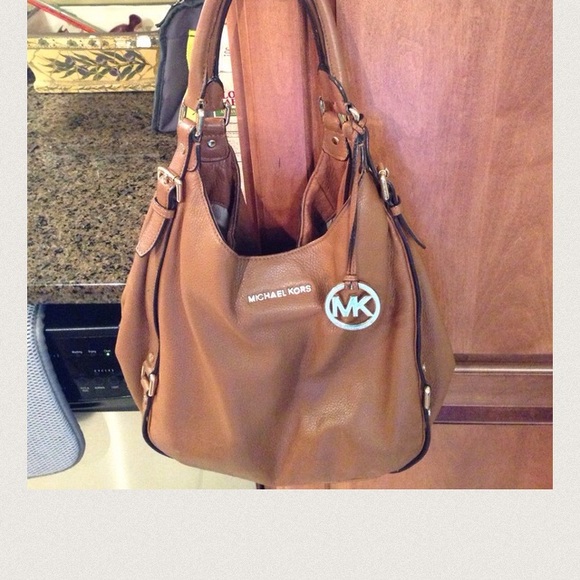 Gorgeous Michael Kors Purse