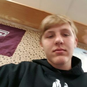 Meet your Posher, Josue