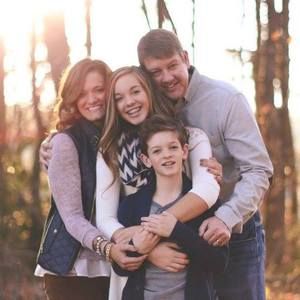 Meet your Posher, Kim