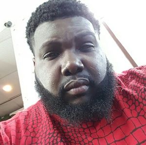 Meet your Posher, Derrick