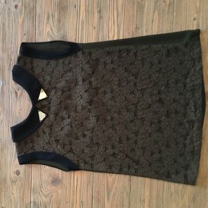 Lace with black trim Chloe k top.