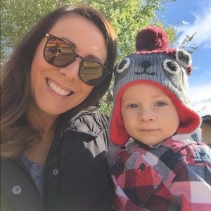 Meet your Posher, Kendra