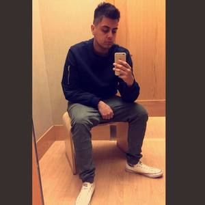 Meet your Posher, Alexis