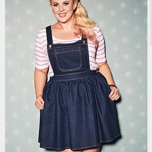 SPRINKLE OF GLITTER/SIMPLY BE OVERALL DRESS