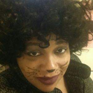 Meet your Posher, Tera