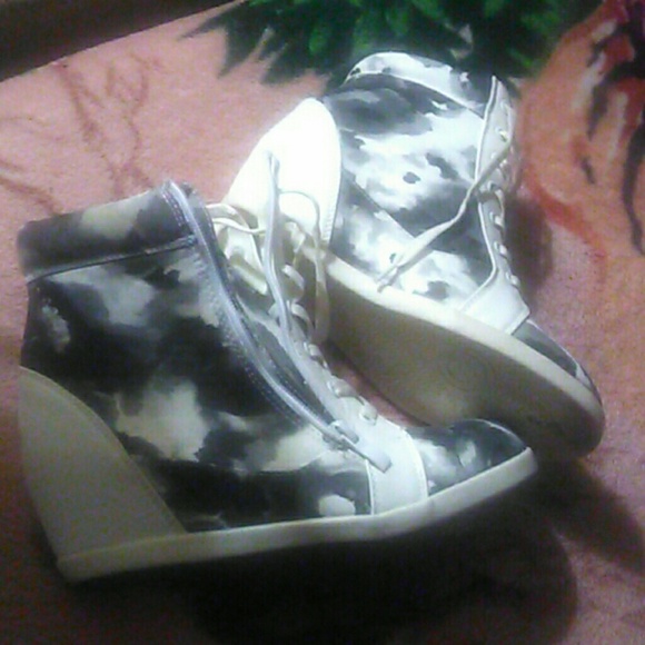 Top Moda - Picture 2 of 3