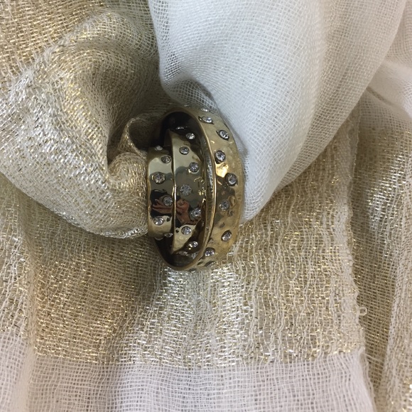 Scarf with Scarf Ring