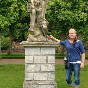 Meet your Posher, Carrie