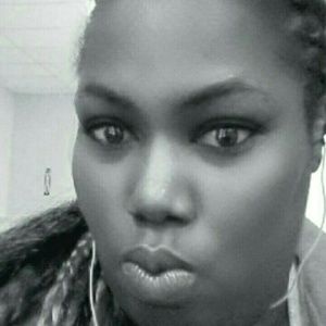 Meet your Posher, Aurelia