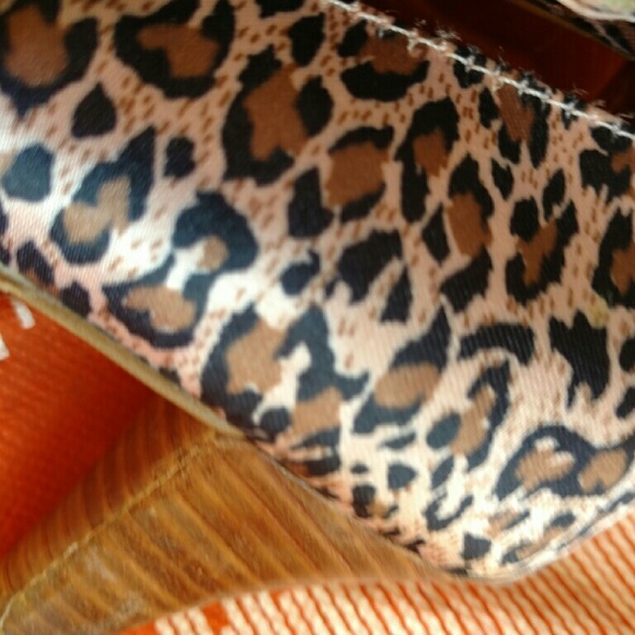 Colcci Pink Leopard Print Italian Low Heel Size 7 - Picture 7 of 8