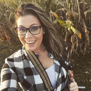 Meet your Posher, Shaana