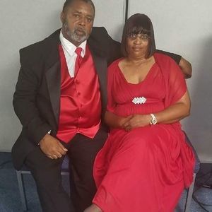 Meet your Posher, Essie