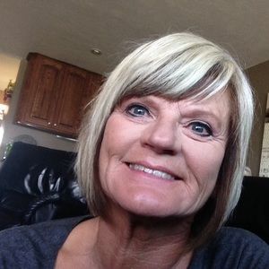 Meet your Posher, Cynthia