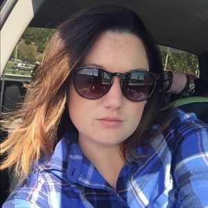 Meet your Posher, Kylee