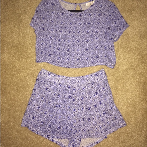 LF two piece set