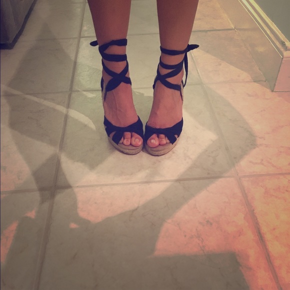 Beautiful black wedges