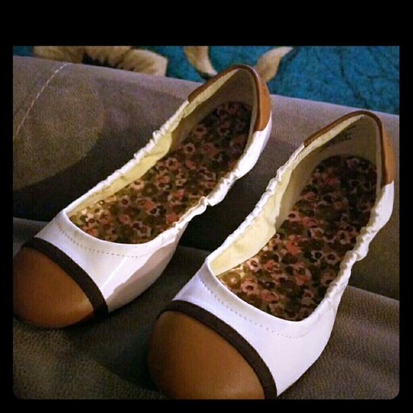 Sperry ballerina flats