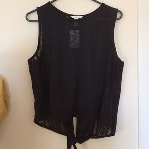 H&M lace back top with tie in back