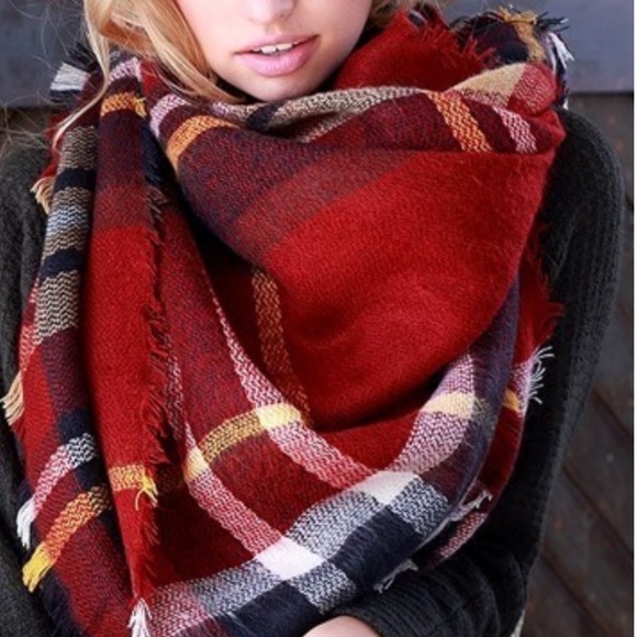 Plaid Scarf - Picture 2 of 3