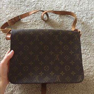 Louis Vuitton Bags - Louis Vuitton Authentic Cartouchiere GM Crossbody Louis Vuitton Bags - Louis Vuitton Authentic Cartouchiere GM Crossbody