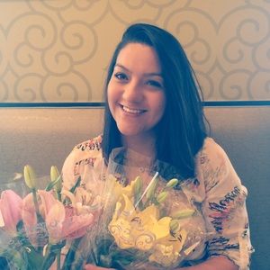 Meet your Posher, Claudia