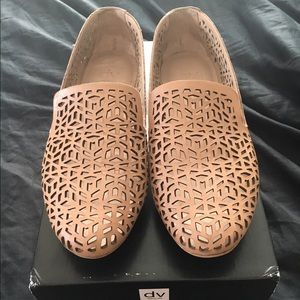 Dolce Vita Nude/Beige Flats