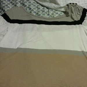 1x Motherhood maternity top