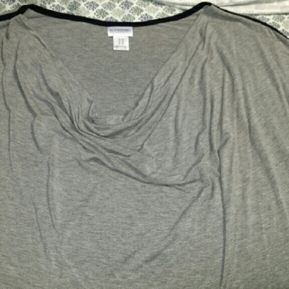 Grey 1x motherhood maternity top