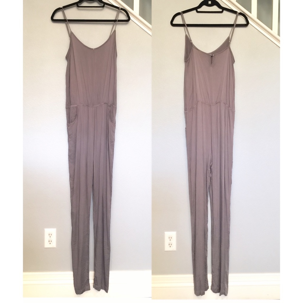 YF&B Jumpsuit - Picture 4 of 8