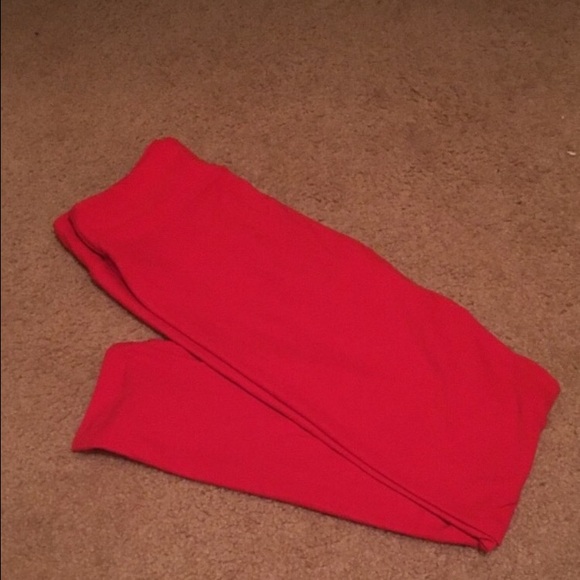 LuLaRoe OS Leggings Red