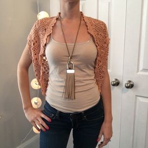 BEBE Peach 🍑 Crochet Pattern Vest