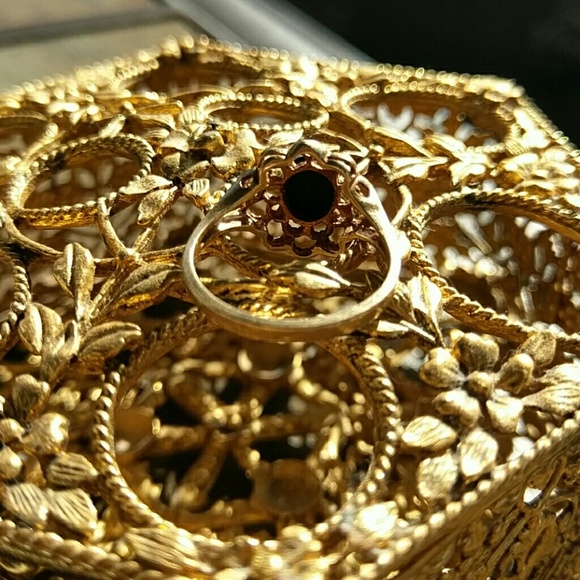 10k Antique opal Ring 6.5⬇ on other apps. - Picture 3 of 4