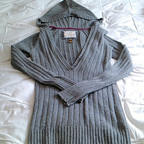 AE hooded sweater - Picture 3 of 3