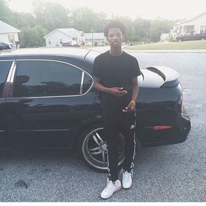 Meet your Posher, Tavon